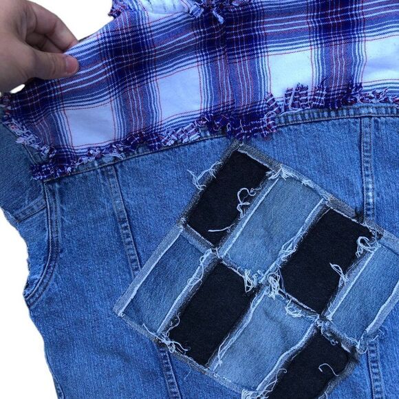 VINTAGE 2004 Levi's Patchwork Denim Jacket Vest Blue Small - Picture 9 of 16